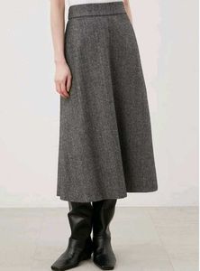 🤍Chic A-Line Midi Skirt✨