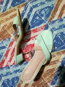 MINT GREEN HEELS 👠