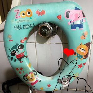 Toilet Seat For babies Very Good Condition…