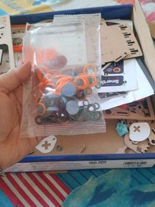 Mechanical Hand Assembling Toy