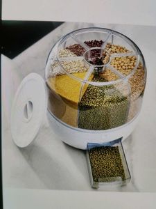 Rotating Food Storage Container