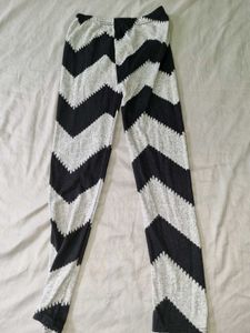 Patterned Leggings