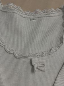 Lace Trim Long Sleeve Top