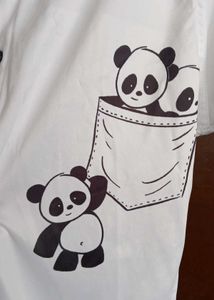✨️Elegant white polyester shirt with playful panda