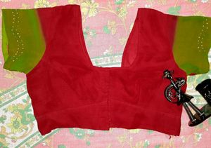 Women Beautiful Maroon Sareewith Blouse