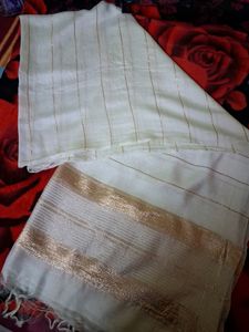 Elegant White &amp; Gold Scarf