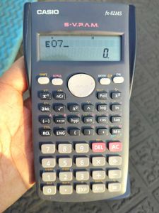 ORIGINAL CASIO FX-82MS Calculator