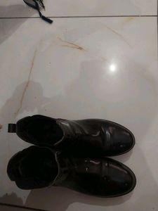 BRAND NEW CHELSIE  BOOTS