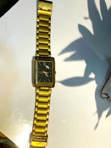 Lg Quartz Water Resistant Gold Watch