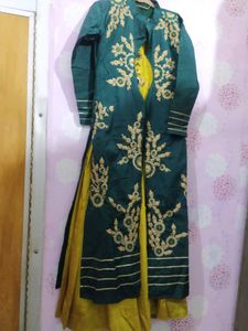 Elegant Embroidered Kurta Set