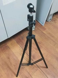 Tripod Stand