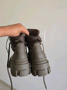 ZARA Limited Edition Leather Hiking Boots