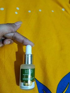 Lotus Botanicals Serum