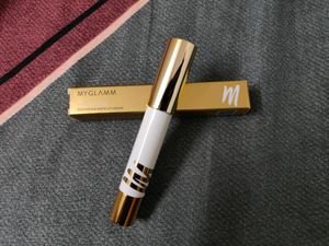 MyGlamm Matte Lip Crayon