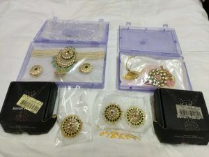 Zaveri Pearls Jewelry Set