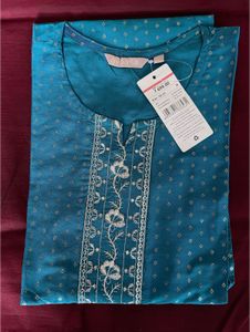 Elegant Teal Embroidered Kurta