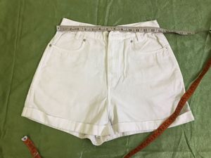 Highrise White Denim Shorts Waist 28