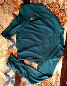 Sss Women Teal Crop Top