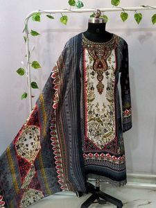 Pakistani Beautiful Elegant Suit