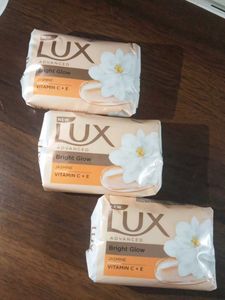 Lux Bright Glow Jasmine Soap (3-Pack)