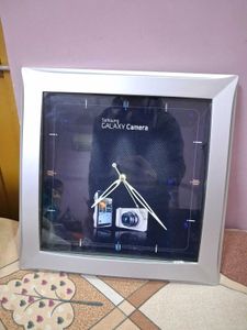 Samsung Galaxy Camera Wall Clock