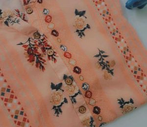 Peach Floral Rayon Tunic – Elegant &amp; Breezy
