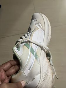 Comfortable White Sports Shoes