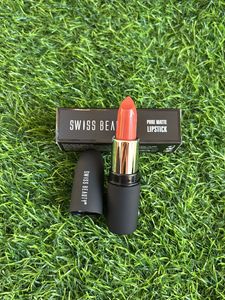 Swiss Beauty Pure Matte Lipstick