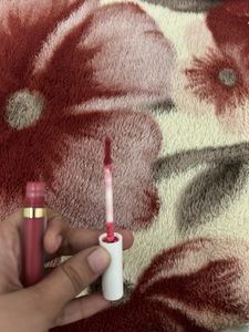 Myglamm Lit Liquid Velvet Matte Lipstick