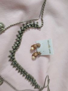 Necklace Set Of Silver &amp; Earring
