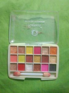 Colorful Eyeshadow Palette