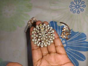 Vintage Brooch Set