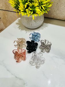 Flower Hair Claw Clips - Set of 6