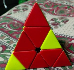 Pyramid Qube