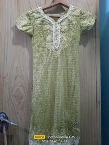 Beautiful Grapes Green Kurta With Inner Material