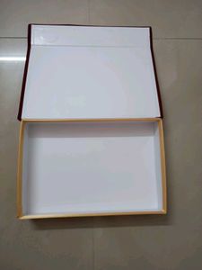 Mafatlal Gift Box