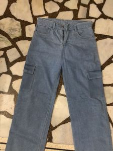 Wide Leg Cargo Jeans