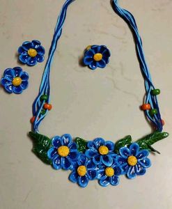 Clay Neckpice No 7