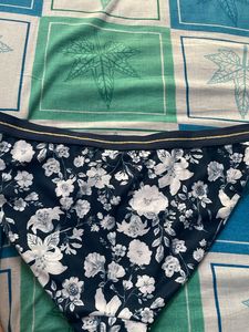 H&amp;M Bikini Wear