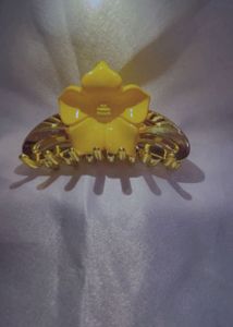 Chic Floral Gold Claw Hair Clips