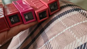 Maybelline Vinyl ink (setof 6)