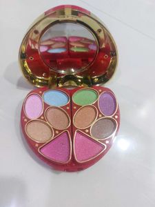 Makeup Kit