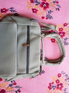 Ladies Fashionable Hand Bag