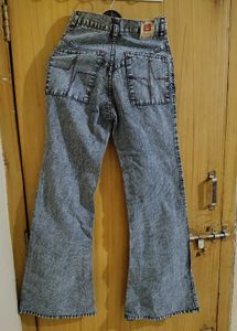 Bootcut Jens With Pockets
