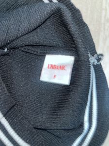 Cute Cropped Polo Top