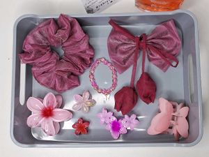 Combo Of 8 Pcs Hair Accessories 😍