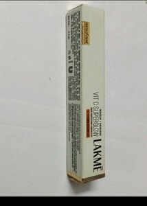 Lakme Vit C Superglow Concealer