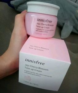 Korean Innisfree Cream For Skin Whitening