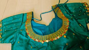 New Padded Sea Morpankhi CLR Blouse