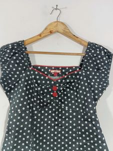 Black Pinteresty Top
